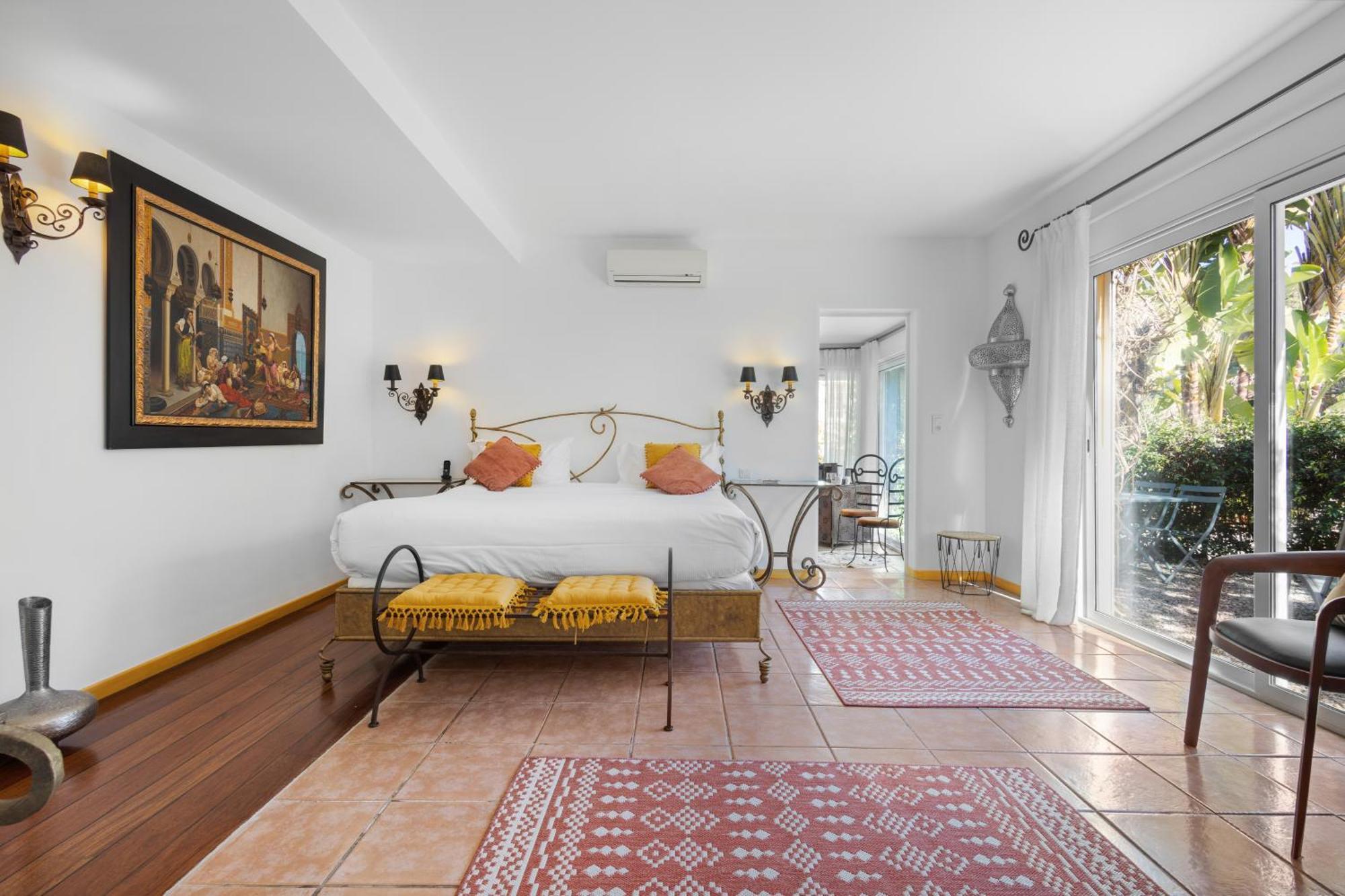 ז'ואן-לה-פינס Hotel La Villa Sainte Valerie Adults Only מראה חיצוני תמונה