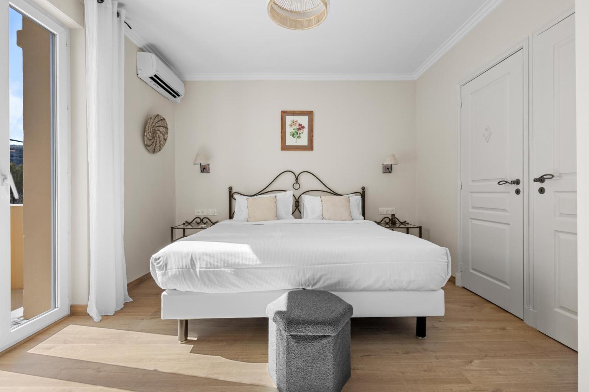 ז'ואן-לה-פינס Hotel La Villa Sainte Valerie Adults Only מראה חיצוני תמונה