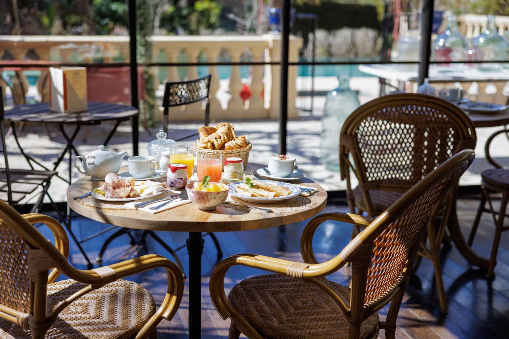 ז'ואן-לה-פינס Hotel La Villa Sainte Valerie Adults Only מראה חיצוני תמונה